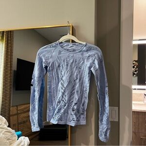 Alo Wanderer Yoga Long Sleeve Shirt